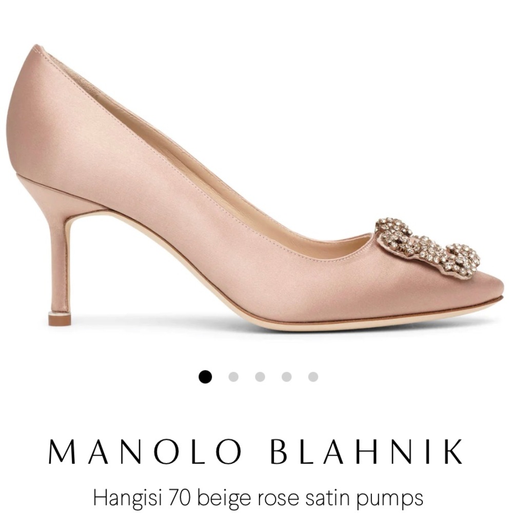 MANOLO BLAHNIK Hangisi 70 beige rose satin pumps